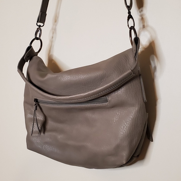 Nicole Miller Gray Boho Style Foldover Back with Curved Corner Zippered Pockets - Picture 2 of 15